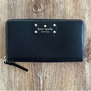 KATE SPADE Black Leather Wallet Stacked Zip Continental